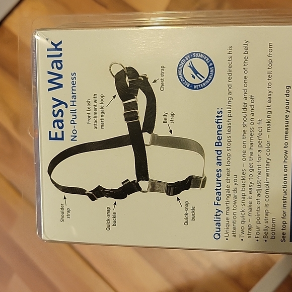 PetSafe Easy Walk No Pull Dog Harness Medium Black/Silver Adjustable - Picture 5 of 8